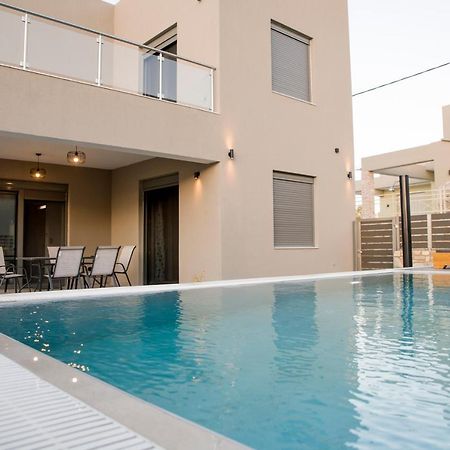 Kamilari Paradise Luxury Villa ภายนอก รูปภาพ