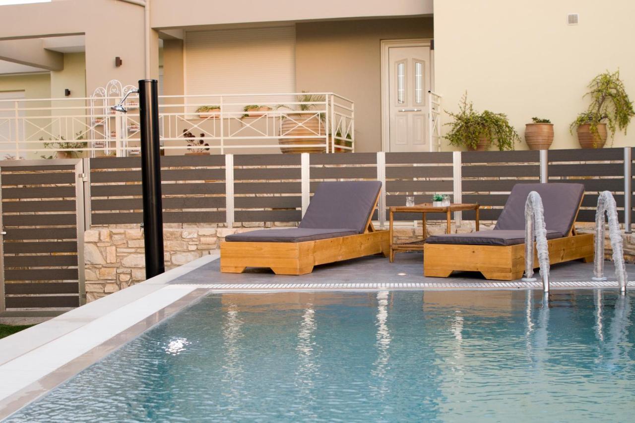 Kamilari Paradise Luxury Villa ภายนอก รูปภาพ