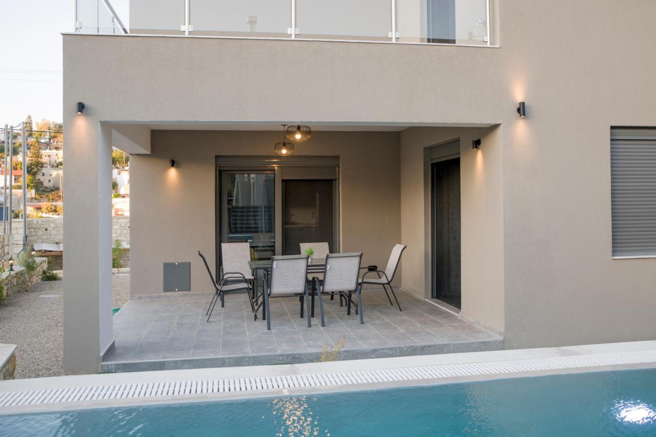 Kamilari Paradise Luxury Villa ภายนอก รูปภาพ